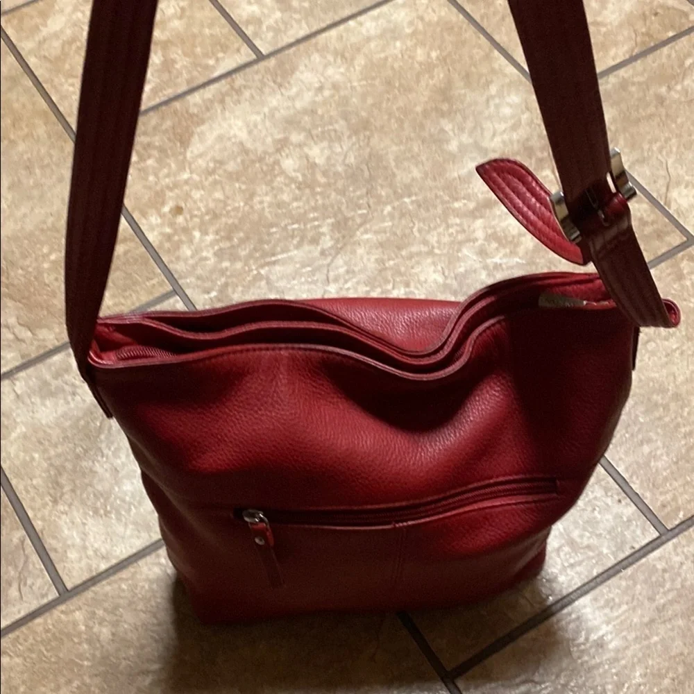 Sophisticated Red Leather Shoulder Bag with Casual Style Practical Crossbody